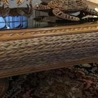 Coffee table for sale in Brunswick GA by Garage Sale Showcase member sandy30656, posted 10/26/2019