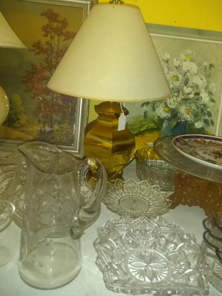 Antique glassware for sale in Madisonville TN