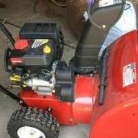 24" CRAFTSMAN SNOW THROWER for sale in Madison WI by Garage Sale Showcase member harlem11, posted 10/25/2019