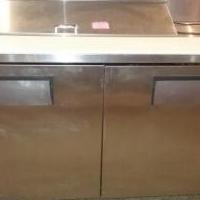 TRUE Commercial Sandwich/Salad Prep Table w/Refigerated Base for sale in Fort Wayne IN by Garage Sale Showcase member EQMSales, posted 09/06/2019