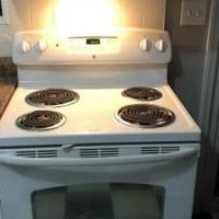 General Electric Range/ Above Range Microwave for sale in Bushkill PA by Garage Sale Showcase member Dsilver, posted 01/18/2020