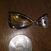 Topaz necklace for sale in Hitchcock County NE by Garage Sale Showcase member Mtemoke, posted 08/21/2019