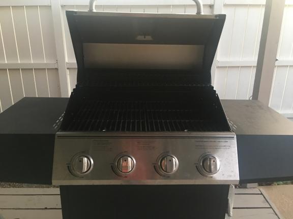 Has grill for sale in Belton TX