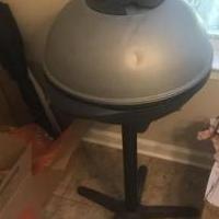 Electric patio groll for sale in West Chester PA by Garage Sale Showcase member kristina930, posted 01/30/2020