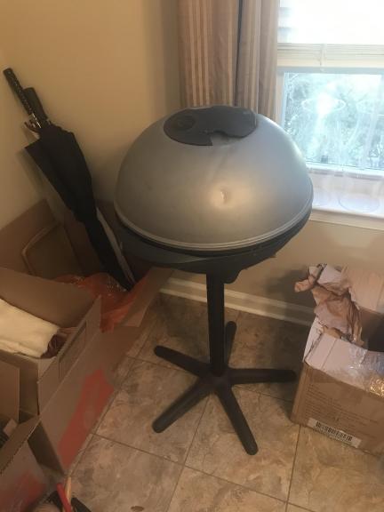 Electric patio groll for sale in West Chester PA