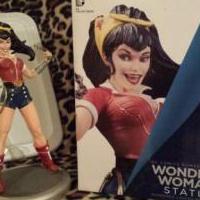 DC Comics Wonder Woman Statue Limited BOMBSHELL Edition for sale in Parsippany NJ by Garage Sale Showcase member ColleenJ, posted 11/04/2019