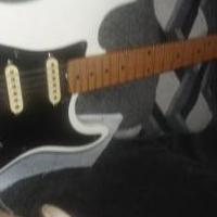 Harmony electric guitar for sale in Seymour IN by Garage Sale Showcase member Dillon@1128, posted 11/11/2019