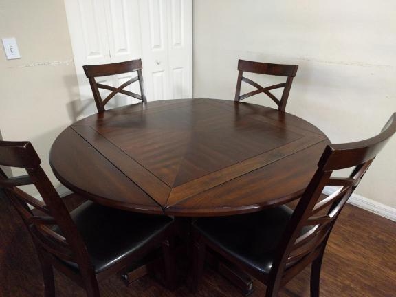 5 Pc Dining Room - $400 for sale in Naples FL