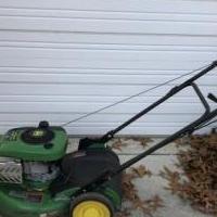 John Deere lawnmower for sale in Pinehurst NC by Garage Sale Showcase member Billpace1950, posted 01/01/2020