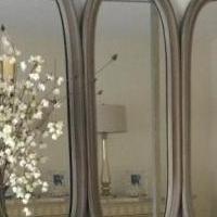 Antique mirror for sale in Naples FL by Garage Sale Showcase member Ursula8447, posted 11/09/2019