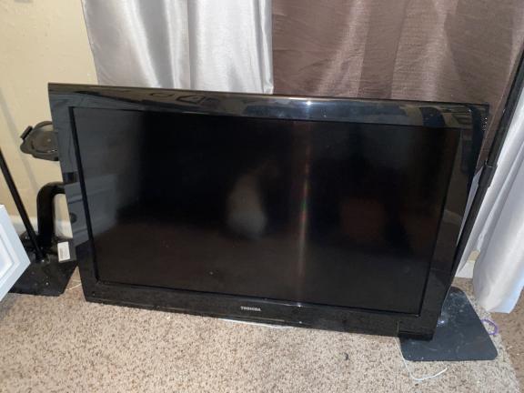 Toshiba 42” HDTV for sale in San Antonio TX