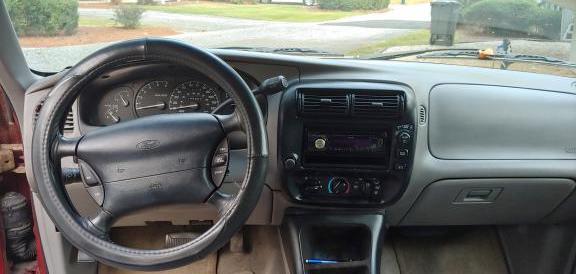 1999 Ford Explorer XLT