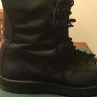 Danner Boots- Fort Lewis 10”. 200g for sale in Moose Lake, Mn MN by Garage Sale Showcase member Jarhead78, posted 12/09/2019