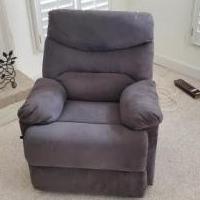 LOUNGER for sale in Pinehurst NC by Garage Sale Showcase member anthonyewyatt@gmail.com, posted 10/14/2022