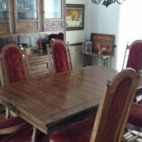 Oak Dining Table & 6 Chairs for sale in Iowa City IA by Garage Sale Showcase member TomTom, posted 11/08/2019