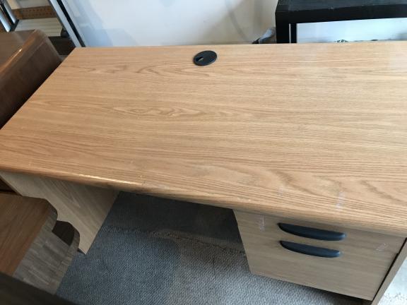 Office desk and chairs for sale in Paramus NJ