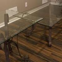 Glass Coffee table and end tables for sale in Woodstock IL by Garage Sale Showcase member Cyndi847, posted 01/29/2020