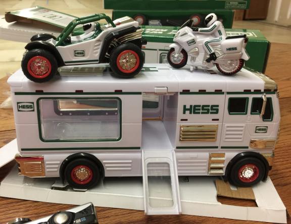 HESS 1998 RV with Dune Buggy & Motorcycle for sale in Newrichmond Ohio OH