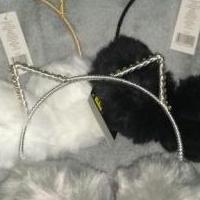 Kitten Headband with Earmuffs for sale in Hart County KY by Garage Sale Showcase member GiGi's Garage, posted 03/09/2020