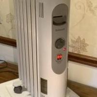 Electric heater for sale in Oakfield NY by Garage Sale Showcase member Terry’s, posted 07/17/2020