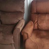Lazy Boy Recliner for sale in Meeker County MN by Garage Sale Showcase member scottalannel, posted 05/11/2020