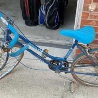 Retro/ Vintage Ladies bicycle for sale in Rowlett TX by Garage Sale Showcase member JJsale2020, posted 09/19/2020