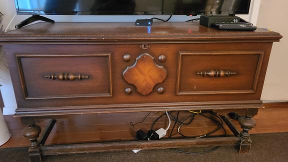 Cedar chest for sale in Ashland OH