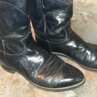 Justin mens boots for sale in Eufaul OK by Garage Sale Showcase member Mikejones, posted 02/20/2020