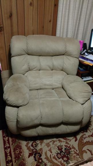 Comfy Recliner for sale in Randolph County GA
