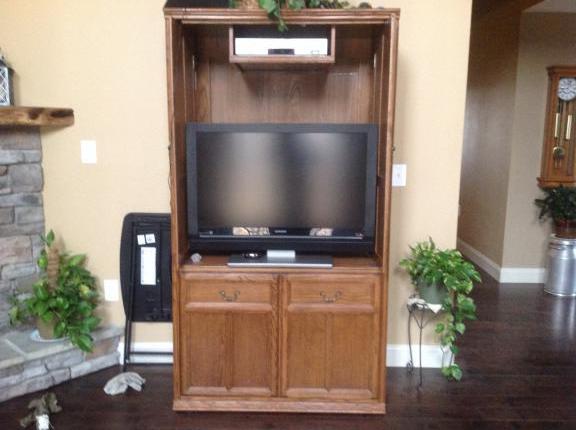 Entertainment center