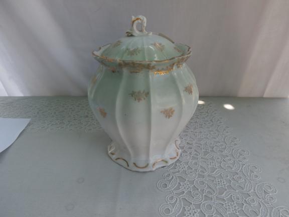 Antique Craker/Biscuit Container for sale in North Tonawanda NY