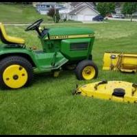 John Deere 210 Lawn Tractor for sale in Bellevue IA by Garage Sale Showcase member plmueller79, posted 05/25/2020