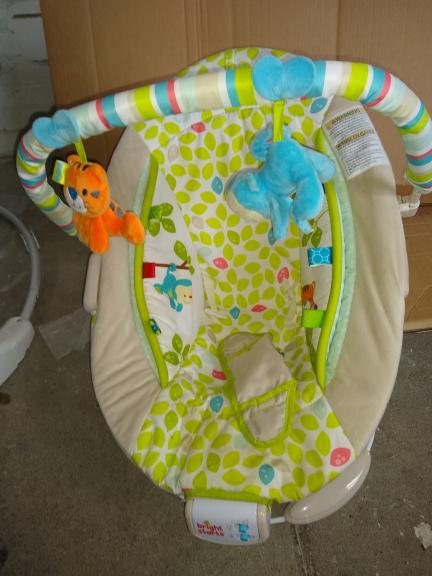 Vibrating Bouncer for sale in Columbia City IN