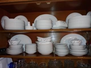 China One White Silver Star Light Dish Set for sale in Roseville MI