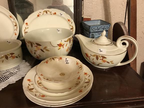 Jewel-T dishes