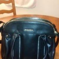 Leather Hand Bag for sale in Lawrenceville GA by Garage Sale Showcase member lifetimerkdl, posted 02/13/2020