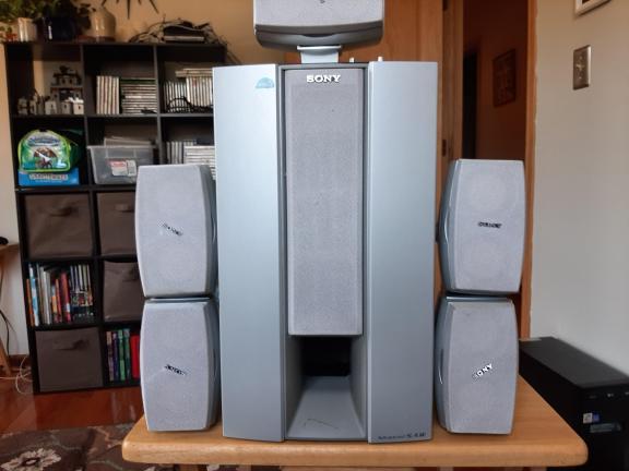 Sony 5.1 Surround Sound speakers for sale in Carol Stream IL