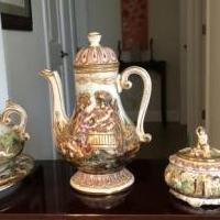 Capodimonte Italian Pottery for sale in Hutto TX by Garage Sale Showcase member jawalling, posted 05/10/2020