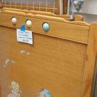 Vintage 1950's Baby Crib for sale in Valparaiso IN by Garage Sale Showcase member dapsgtr2, posted 10/15/2020