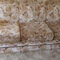 3 Seat Couch. for sale in Valparaiso IN by Garage Sale Showcase member dapsgtr2, posted 10/14/2020