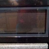 Microwave for sale in Martinsburg WV by Garage Sale Showcase member Chriso1234, posted 03/27/2020