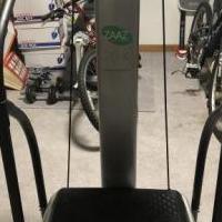 Zaaz Whole Body Vibration Machine for sale in Scotrun PA by Garage Sale Showcase member Osomide, posted 10/06/2020
