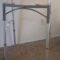 Drive Medical Deluxe Walker for sale in Grass Valley CA by Garage Sale Showcase member beatrezm, posted 04/19/2020