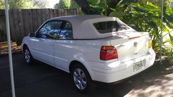 Garage sale in Palm Bay, Florida of Garage Sale Showcase Member jerryg.