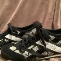 Coach tennis shoes size 8 for sale in Lamoure County ND by Garage Sale Showcase member Meckmann, posted 01/02/2021