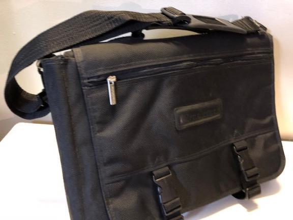 Laptop computer bag for sale in Port Jervis NY
