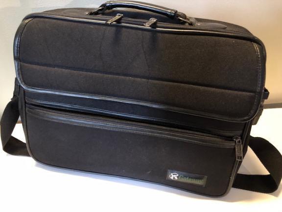 Laptop computer bag, 16"X12"