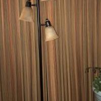 Floor lamp for sale in Sandusky OH by Garage Sale Showcase member Cindy1958, posted 06/01/2021