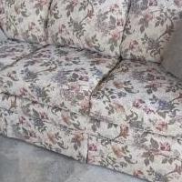 Lightly Used Floral Sofa for sale in Pine Grove PA by Garage Sale Showcase member KaLynn811, posted 01/17/2022