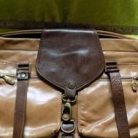 Valentina Shoulder Bag for sale in Pine Grove PA by Garage Sale Showcase member KaLynn811, posted 01/18/2022
